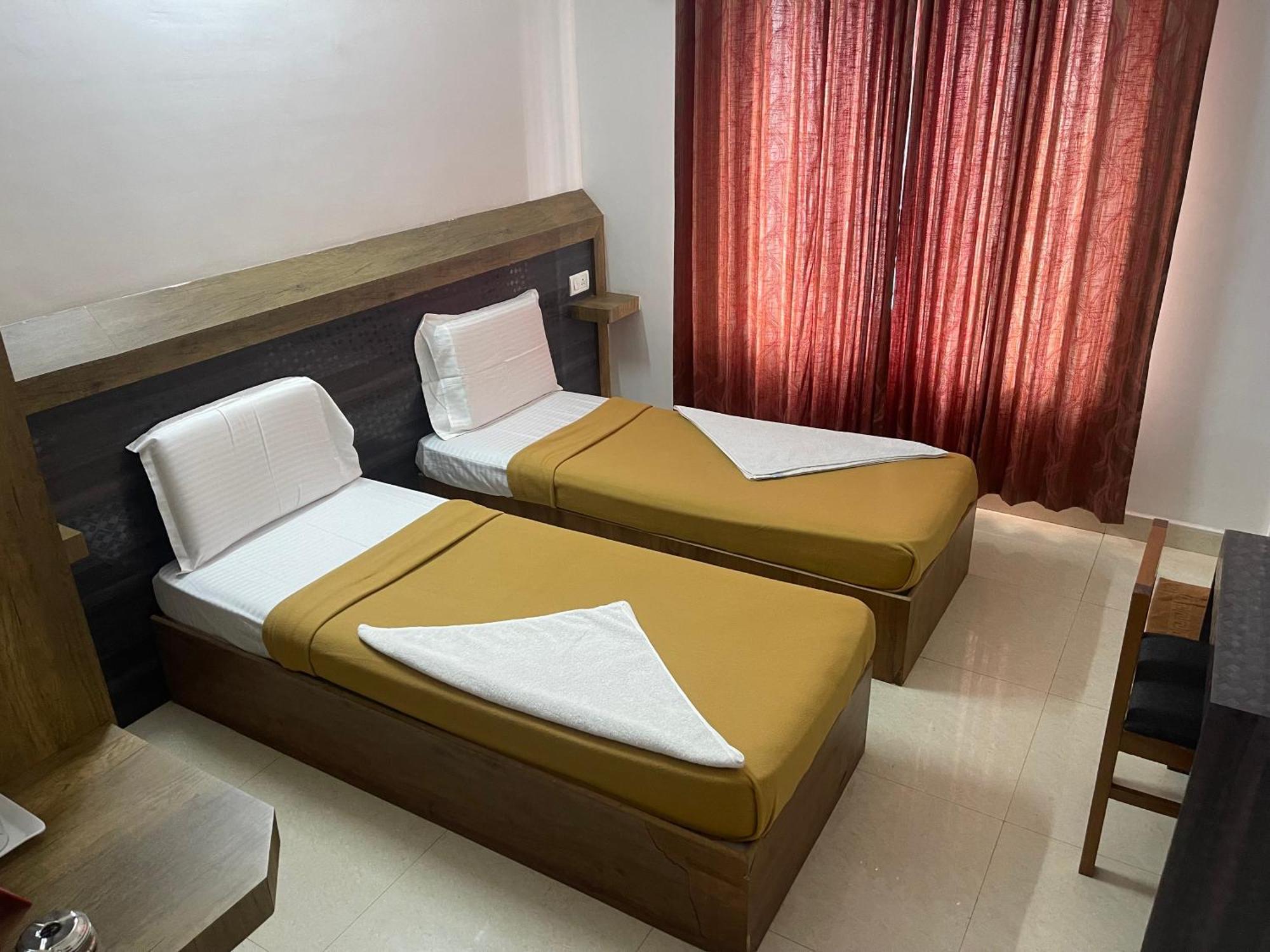 B Six Hotel Bangalore Exterior foto